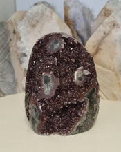 Load image into Gallery viewer, Red Amethyst with Stalactite Eyes Cutbase
