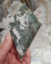 Load image into Gallery viewer, Moss Agate Diamond with Stand
