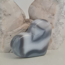 Load image into Gallery viewer, Agate Heart
