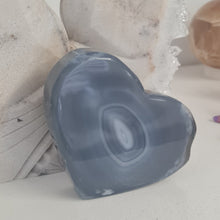Load image into Gallery viewer, Agate Heart
