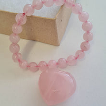 Load image into Gallery viewer, Rose Quartz Bracelet and Heart Boxset
