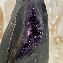 Load image into Gallery viewer, Amethyst Agate Cathedral

