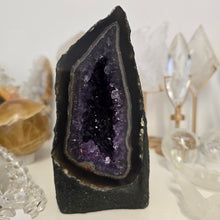 Load image into Gallery viewer, Amethyst Agate Cathedral
