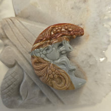 Load image into Gallery viewer, Alashan Agate Moons
