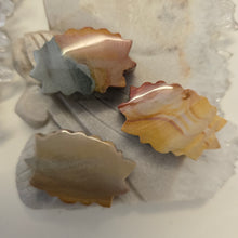 Load image into Gallery viewer, Alashan Agate Lotus Flower

