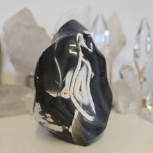 Load image into Gallery viewer, Orca Agate Flame
