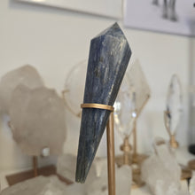 Load image into Gallery viewer, Blue Kyanite Wand on Stand
