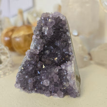 Load image into Gallery viewer, Amethyst Cutbase
