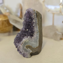 Load image into Gallery viewer, Amethyst Cutbase
