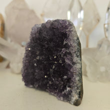 Load image into Gallery viewer, Amethyst Cutbase
