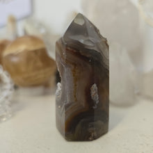 Load image into Gallery viewer, Druzy Agate Tower
