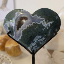 Load image into Gallery viewer, Moss Agate Heart with Stand
