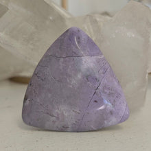 Load image into Gallery viewer, Lavender Jade Triangle Palmstone
