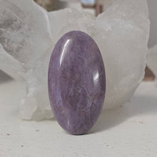 Load image into Gallery viewer, Lavender Jade Palmstone
