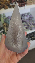 Load and play video in Gallery viewer, Druzy Agate Diamond

