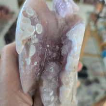Load image into Gallery viewer, Flower Agate and Amethyst Dragon
