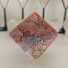 Load image into Gallery viewer, Pink Agate Spinning Cube
