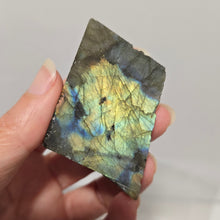 Load image into Gallery viewer, Labradorite Slab

