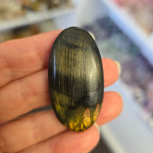 Load image into Gallery viewer, Mara Mamba Tiger&#39;s Eye Palmstone
