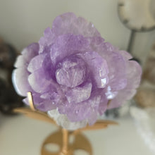 Load image into Gallery viewer, Amethyst Rose on Stand
