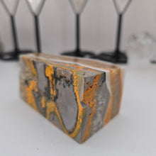 Load image into Gallery viewer, Bumblebee Jasper Freeform
