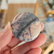 Load image into Gallery viewer, Porcelain Jasper Round Palmstone
