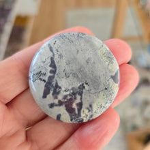 Load image into Gallery viewer, Porcelain Jasper Round Palmstone
