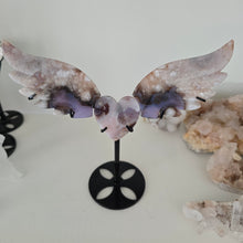 Load image into Gallery viewer, Black Flower Agate Heart Wings
