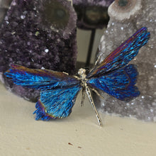Load image into Gallery viewer, Aura Kyanite Dragonfly - Blue
