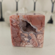 Load image into Gallery viewer, Pink Agate Spinning Cube

