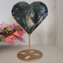 Load image into Gallery viewer, Moss Agate Heart with Stand
