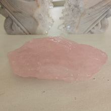 Load image into Gallery viewer, Rose Quartz Raw Chunks
