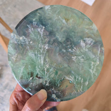 Load image into Gallery viewer, Feather Fluorite Spinning Table
