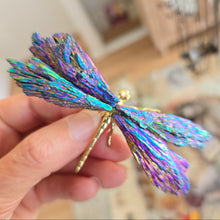 Load image into Gallery viewer, Aura Kyanite Dragonfly - Rainbow
