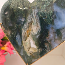 Load image into Gallery viewer, Moss Agate Heart with Stand
