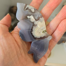 Load image into Gallery viewer, Black Flower Agate Butterfly Wings
