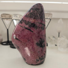 Load image into Gallery viewer, Rhodonite Freeform
