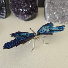 Load image into Gallery viewer, Aura Kyanite Dragonfly - Blue
