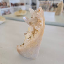 Load image into Gallery viewer, Golden Nirvana Quartz
