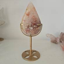 Load image into Gallery viewer, Flower Agate Flame
