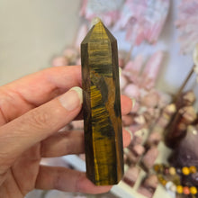 Load image into Gallery viewer, Tiger&#39;s Eye Tower
