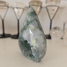 Load image into Gallery viewer, Moss Agate Flame

