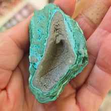 Load image into Gallery viewer, Chrysocolla Malachite
