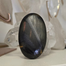 Load image into Gallery viewer, Mara Mamba Tiger&#39;s Eye Palmstone
