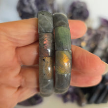 Load image into Gallery viewer, Labradorite Bracelet  - High Quality
