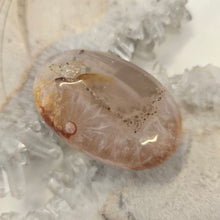 Load image into Gallery viewer, Flower Agate Palmstone
