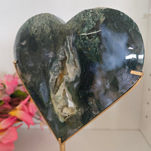 Load image into Gallery viewer, Moss Agate Heart with Stand
