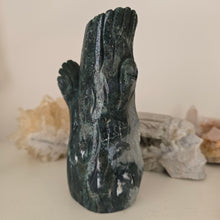 Load image into Gallery viewer, Moss Agate Owl in Tree Stump
