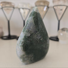 Load image into Gallery viewer, Moss Agate Flame
