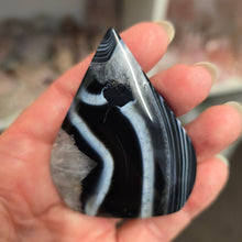 Load image into Gallery viewer, Black Onyx and Quartz Flame
